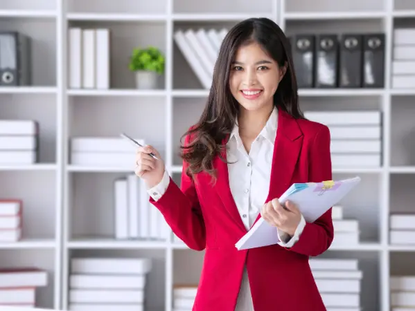 girl working in recruitment agency in indonesia